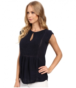 Топ Lucky Brand